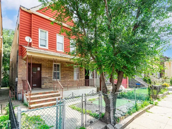 102 Claremont Avenue image 1 of 28