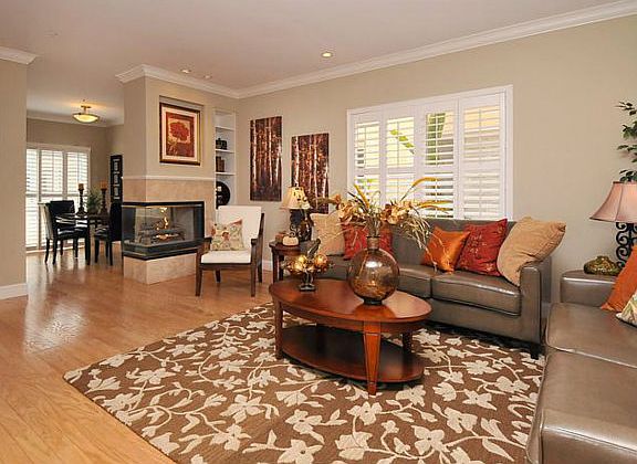 2nd image of 321 N San Mateo Dr APT 105