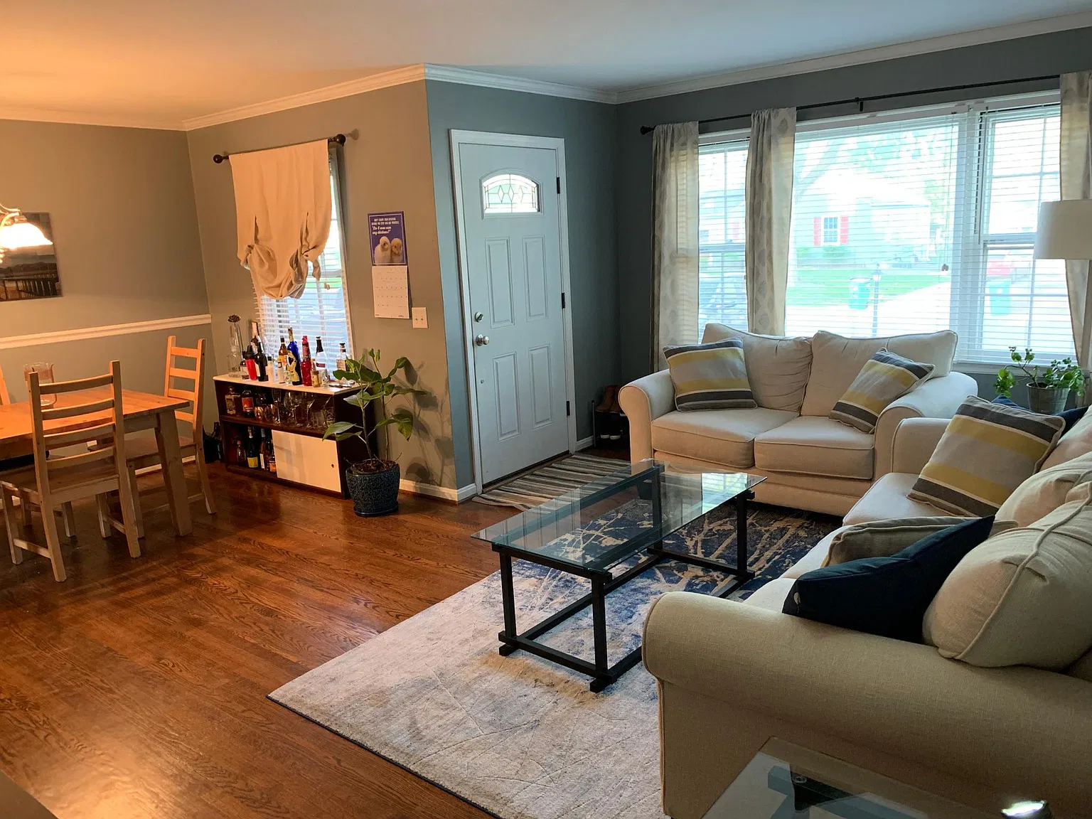 3 bed, 984 sqft, $2,200 — Photo 2