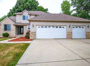 8487 Deer Field Dr, Davison, MI 48423