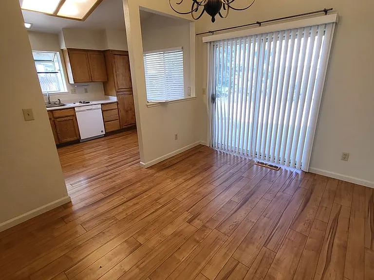 630 Boulder Cir — Photo 3