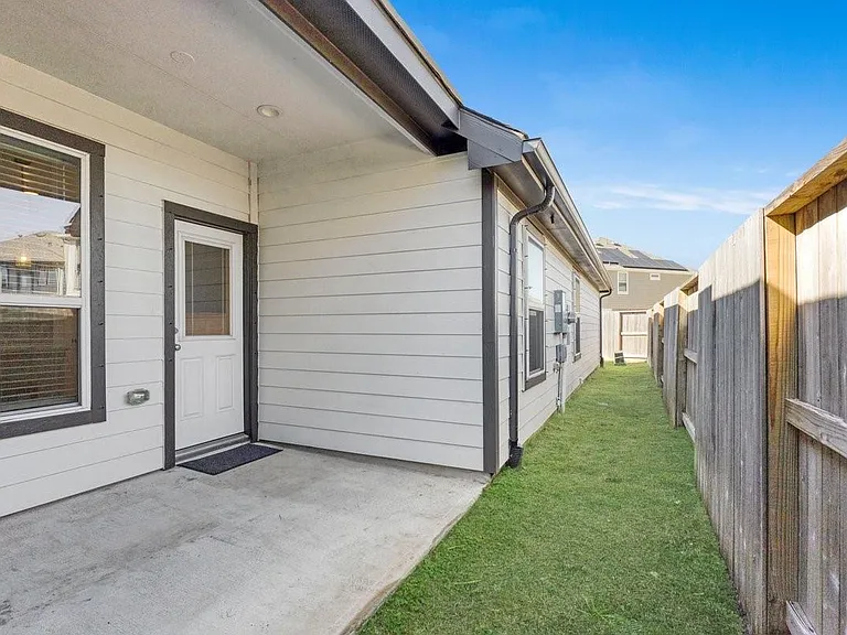 10122 Crescendo Way — Photo 19
