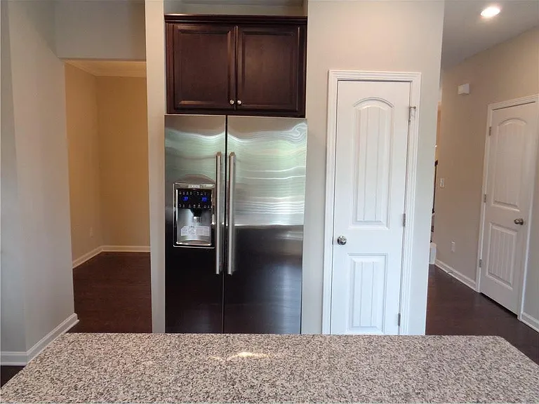 661 Sunset Park Dr — Photo 14