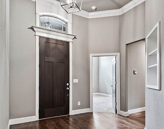 2nd image of 6303 Murfield Dr