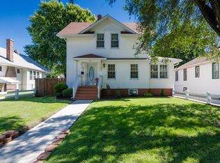 153 S 9th St, Wood River, IL