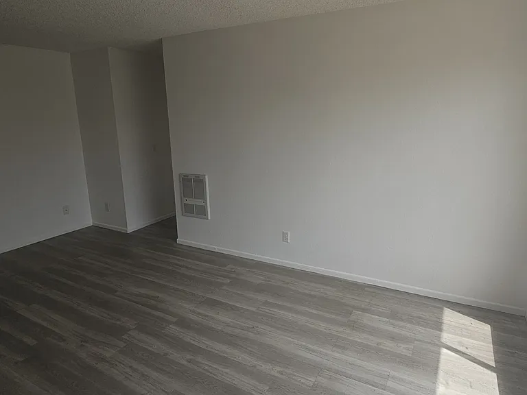 3242 W Orange Ave #6 — Photo 10