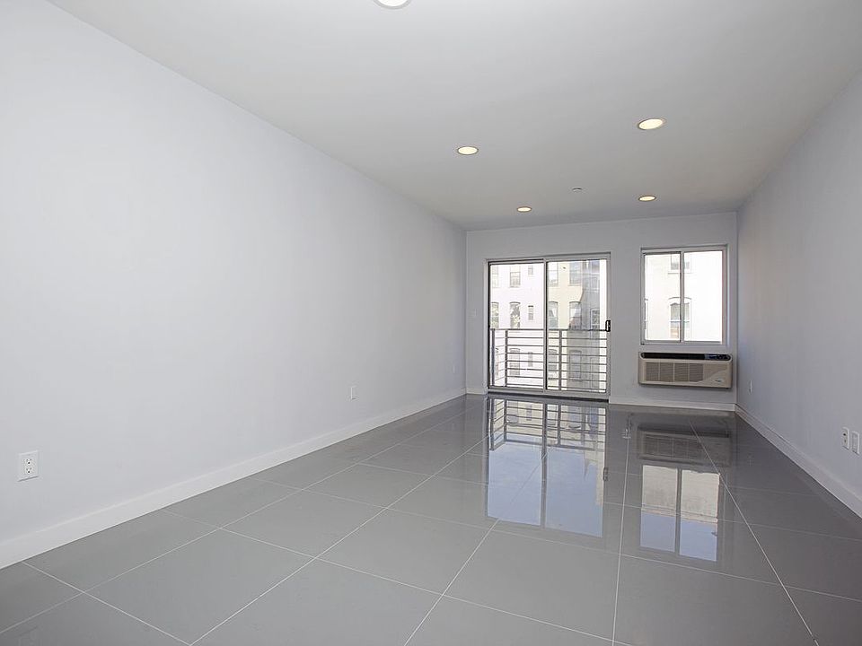 1st image of 369 W 126th St #1A