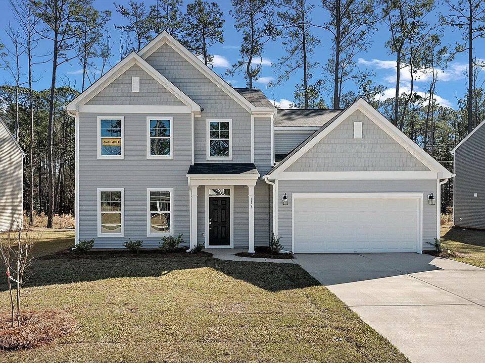 Gorgeous New Furnished Home!