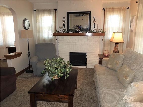 3rd image of 1801 Fauver Ave