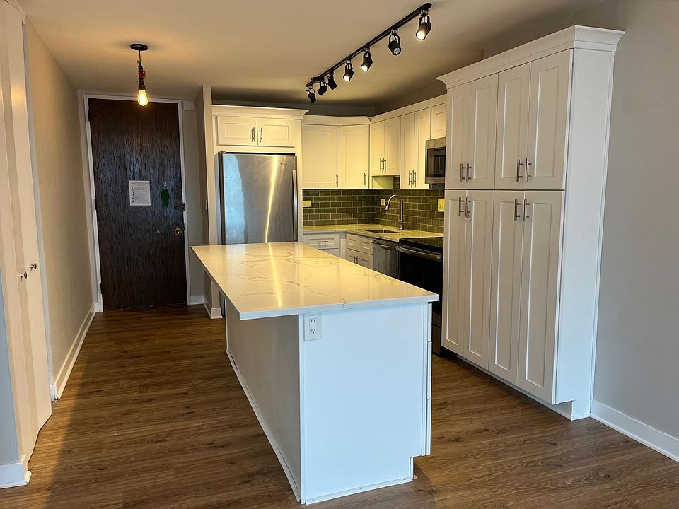Entryway and kitchen