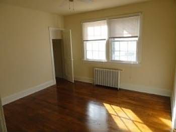 3rd image of 3612 Delaware Ave