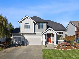 207 Johns St NE, Orting, WA 98360