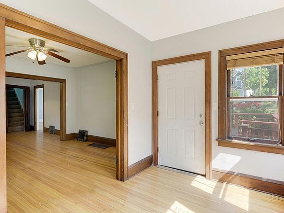 5th image of 2323 Bryant Ave N