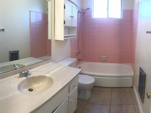 5th image of 4948 W 119th St #B