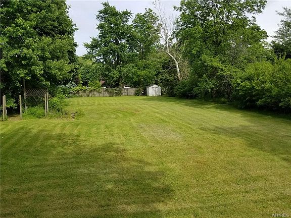 5th image of 4925 Hillcrest Dr
