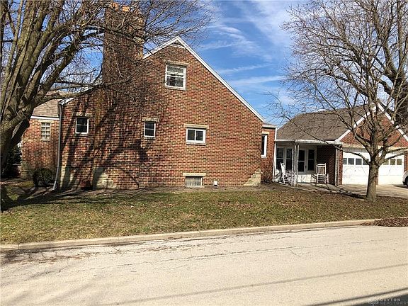 2nd image of 653 Harrison Ave