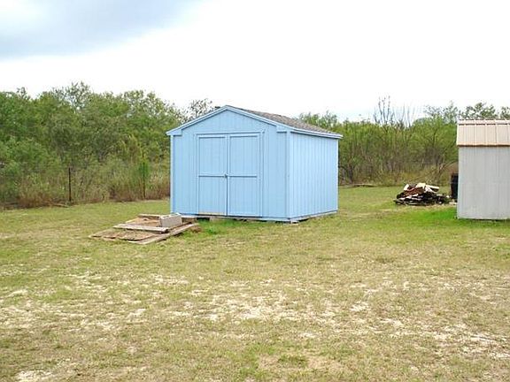 3rd image of 470 Texas Oak Dr