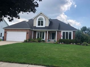 184 Sunburst Cir, East Amherst, NY 14051