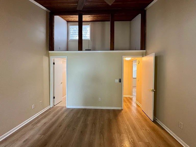 1561 Arcadia Dr — Photo 16