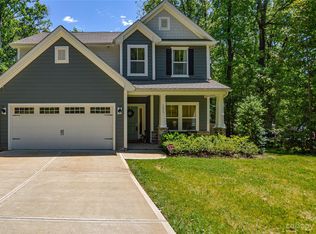 1215 Burtonwood Cir, Charlotte, NC 28212