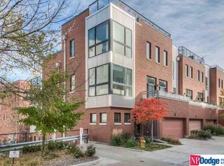 1214 Mayberry Plz, Omaha, NE 68108