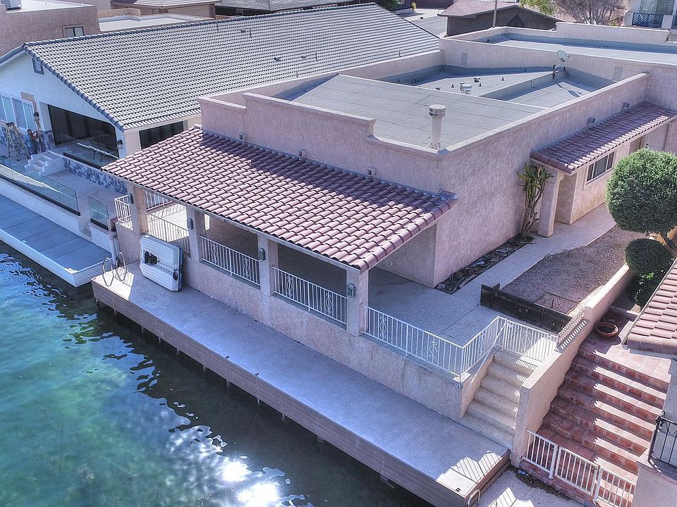 1st image of 8987 Lakeview Dr