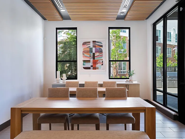 Halcyon Apartments — Photo 30