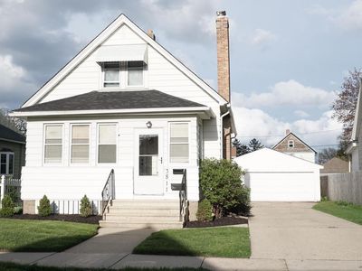 3811 10th AVENUE, Kenosha, WI, 53140