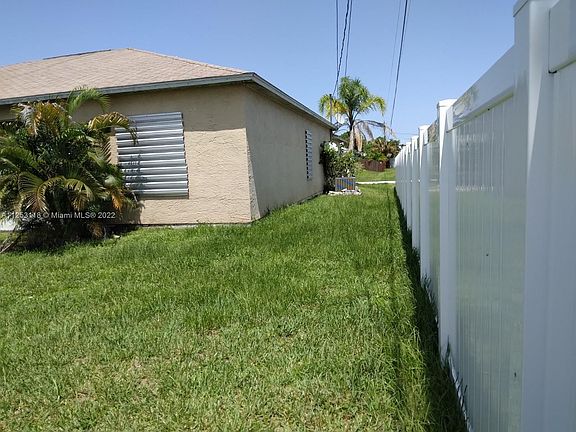 4th image of 4634 SW Eagle St #4634