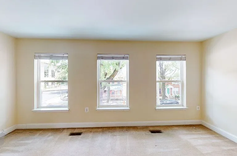 720 Barnes St NE — Photo 39