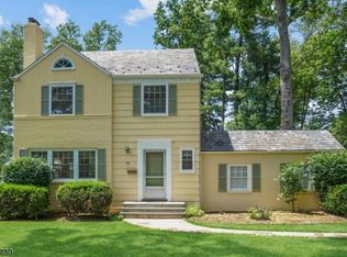 33 Benvenue Ave, West Orange, NJ 07052