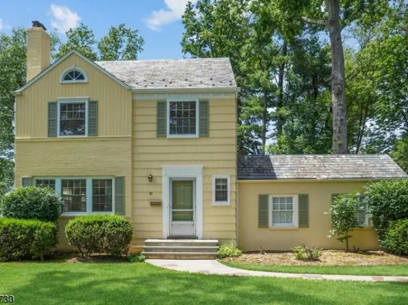 33 Benvenue Ave, West Orange, NJ 07052