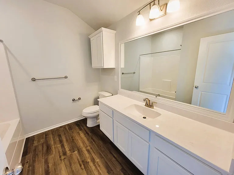1219 Lexington Dr #A — Photo 11