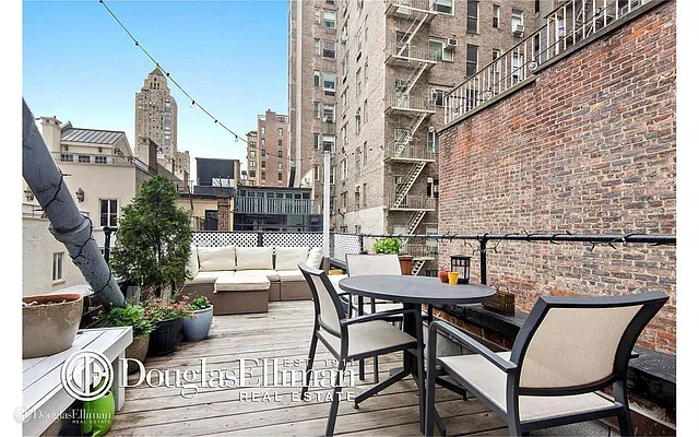Rented by Douglas Elliman | media 7