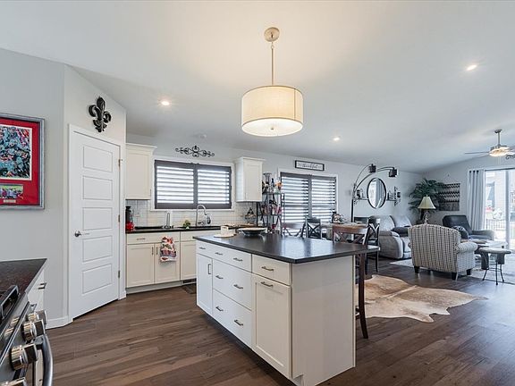 5th image of 2618 Limestone Ct