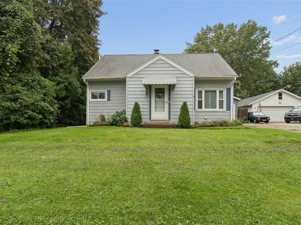3468 Michael Dr, Fairview, PA 16415