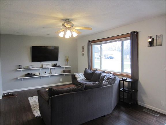 5th image of 3402 Shanverton Dr