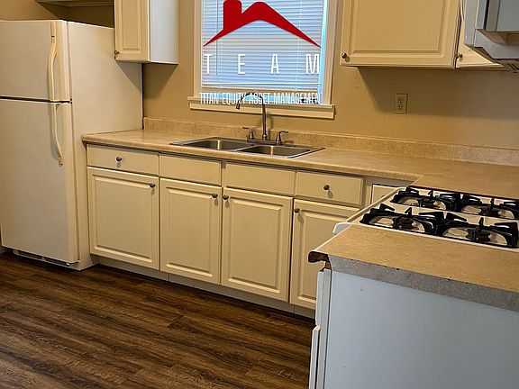3rd image of 209 C St #A