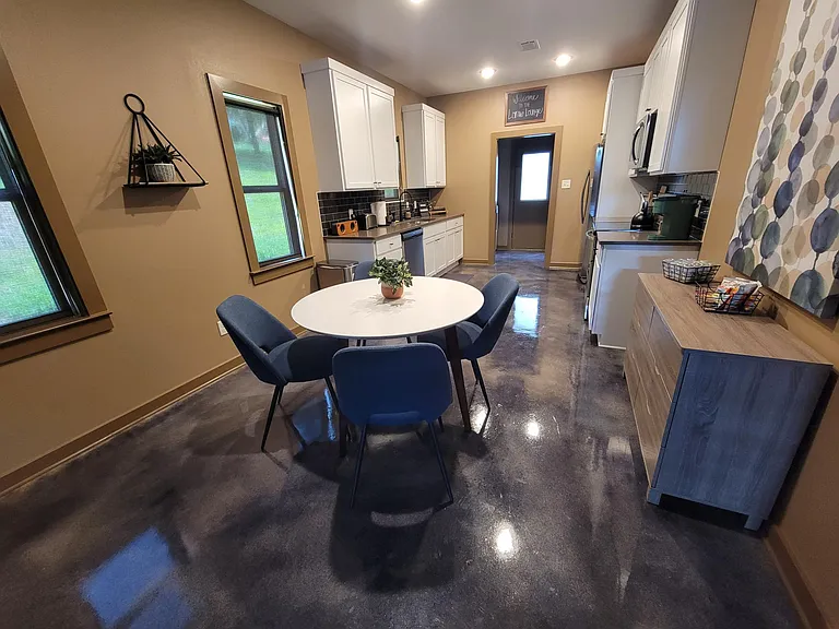 2318 S Rock St — Photo 7
