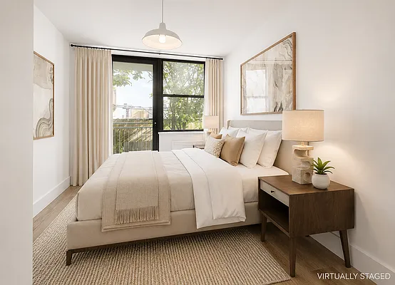 Bedroom, photo 1