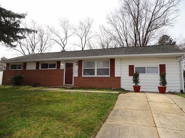 1st image of 1239 Saint Andrews Ln