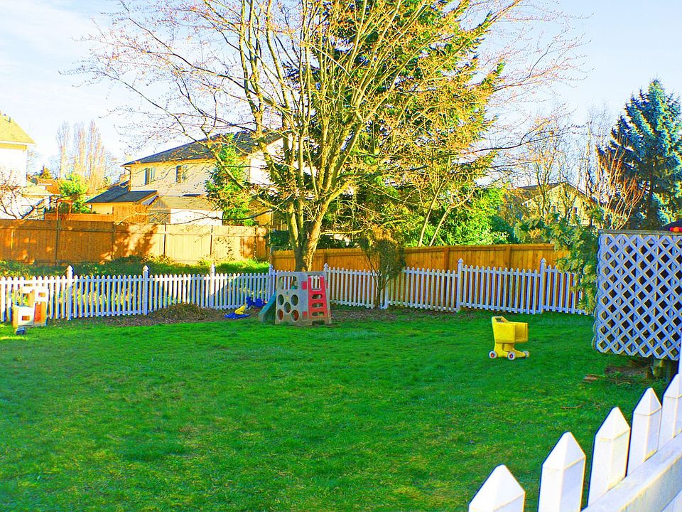2nd image of 20434 104th Ave SE