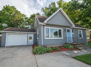1501 E Washington St, West Bend, WI 53095