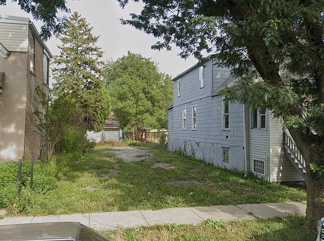 1st image of 6427 S Wood St