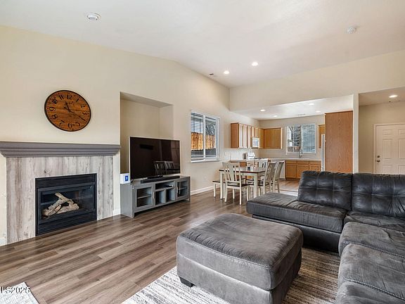 3rd image of 4031 Culpepper Dr