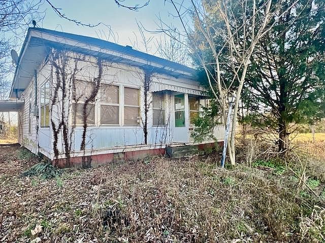 1st image of 319 W Talbott St