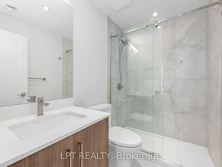 319 Shakespeare St #5 — Photo 13