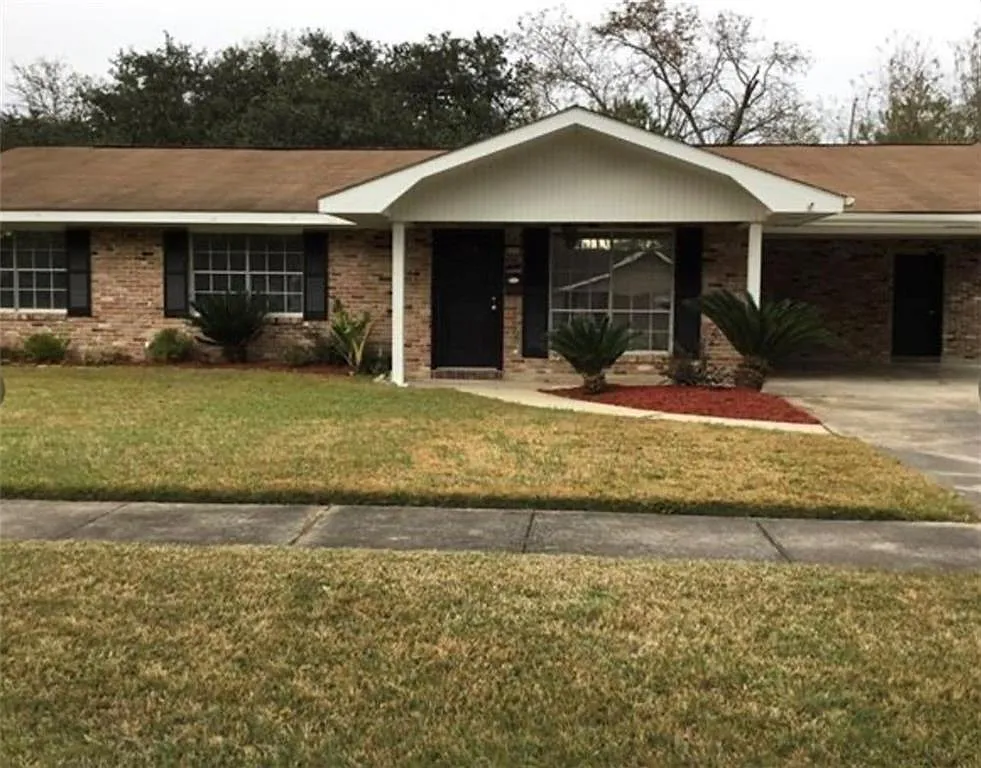 3 bed, 1502 sqft, $1,500 — Photo 1