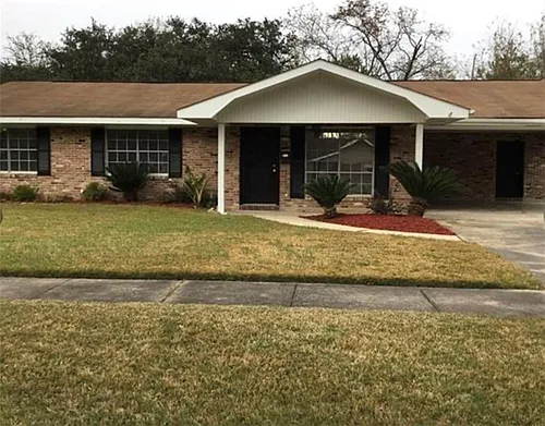 2110 Cherie Dr Photo 1