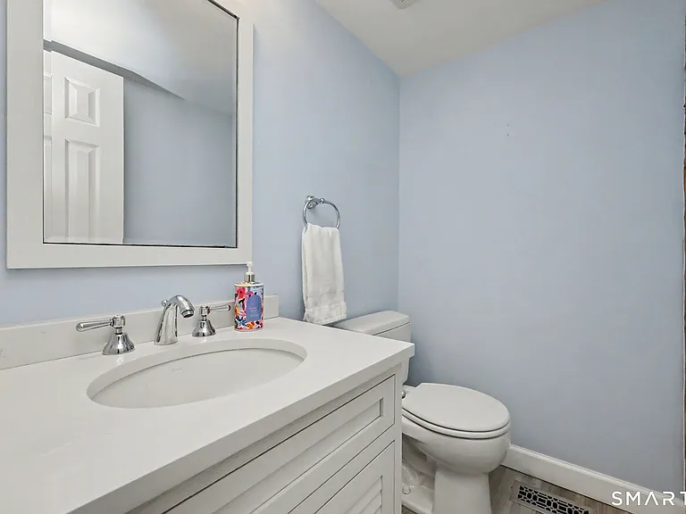140 East Ave #140 — Photo 15